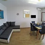 Apartment Apartments Dalmatia Blue *