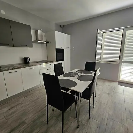 아파트 Dalmatia Blue 믈리니